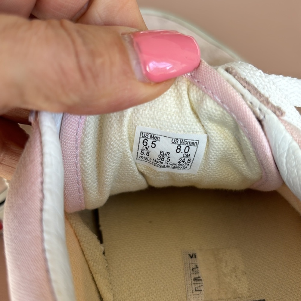 Vans - Picture 6 of 6